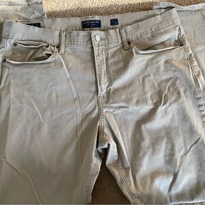 Men’s Lucky Brand Pants Khakis Jeans Slim Straight Leg  38/32 Authentic Clothes